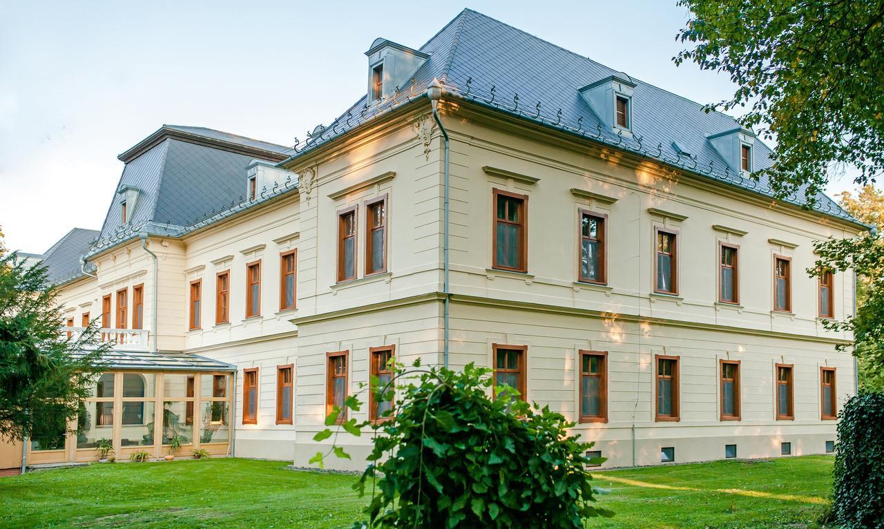 Fonix Wellness Resort Csitár Kültér fotó