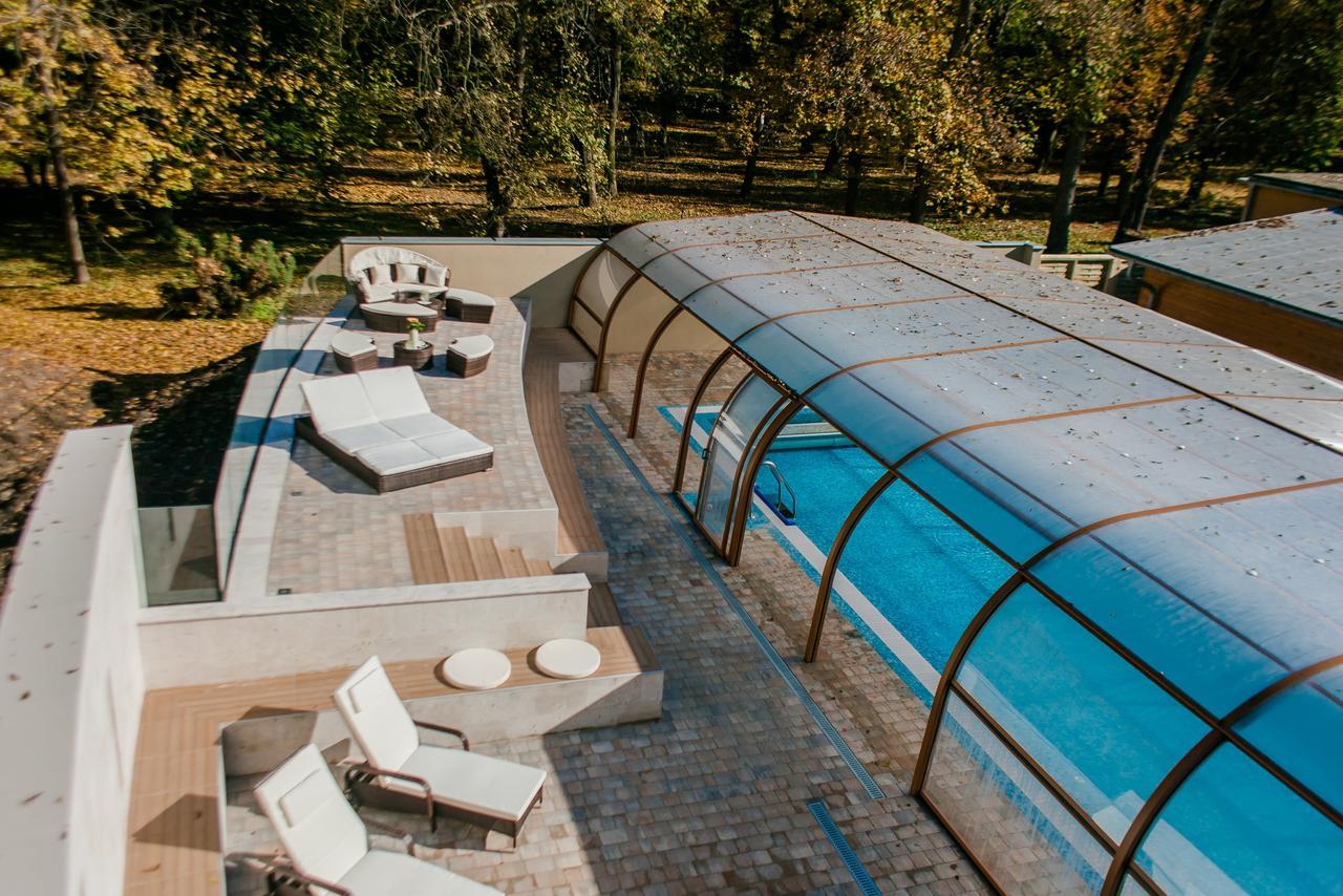 Fonix Wellness Resort Csitár Kültér fotó
