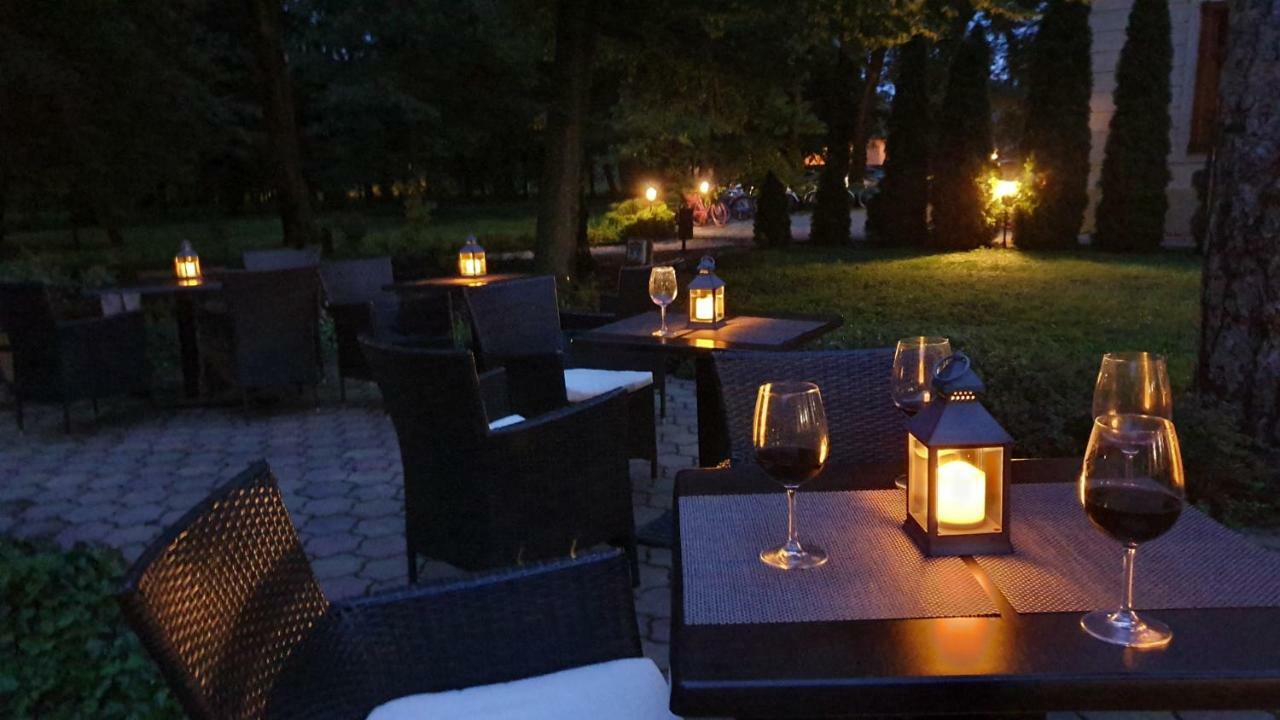 Fonix Wellness Resort Csitár Kültér fotó