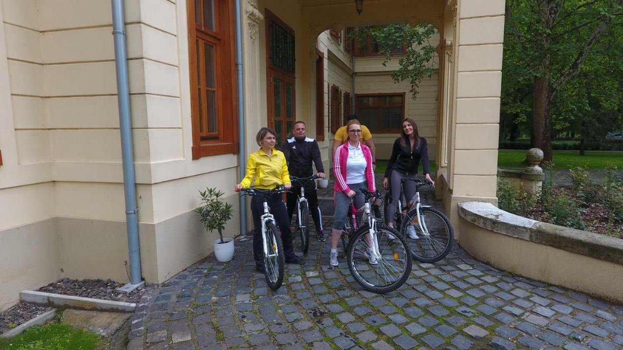 Fonix Wellness Resort Csitár Kültér fotó